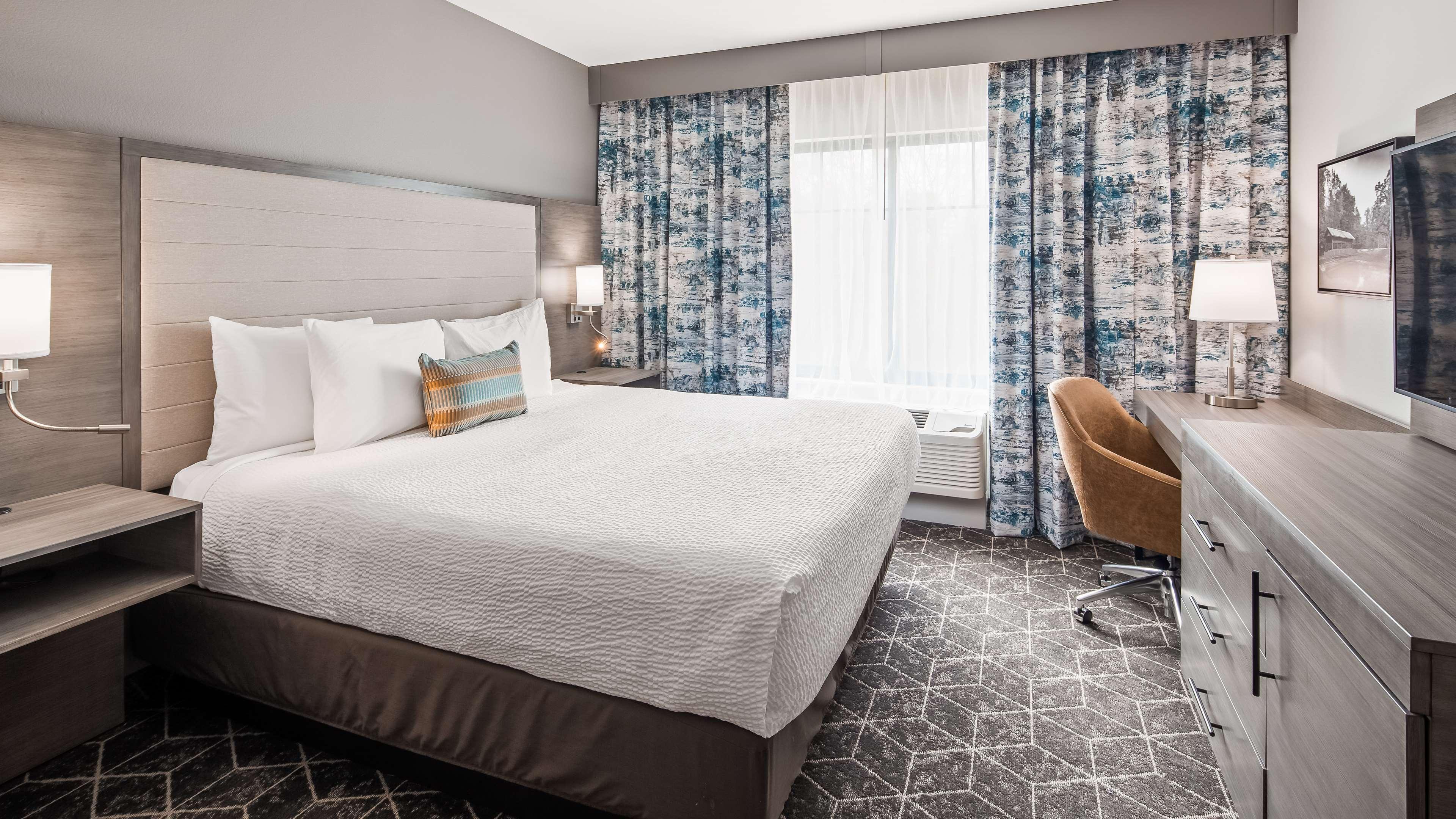 Best Western Plus Lawrenceburg Bagian luar foto