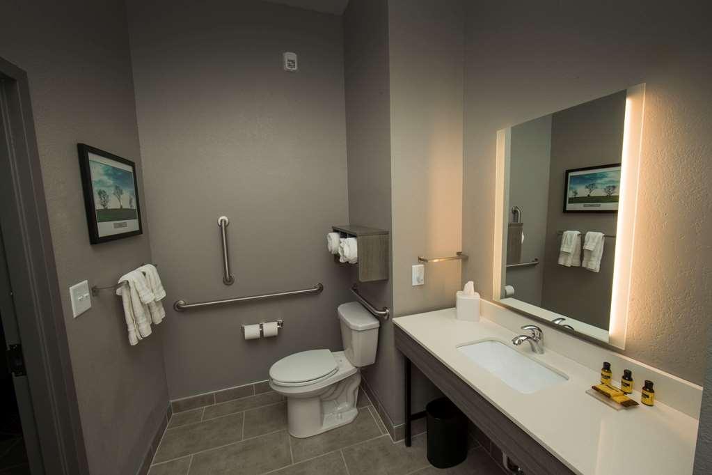 Best Western Plus Lawrenceburg Bagian luar foto