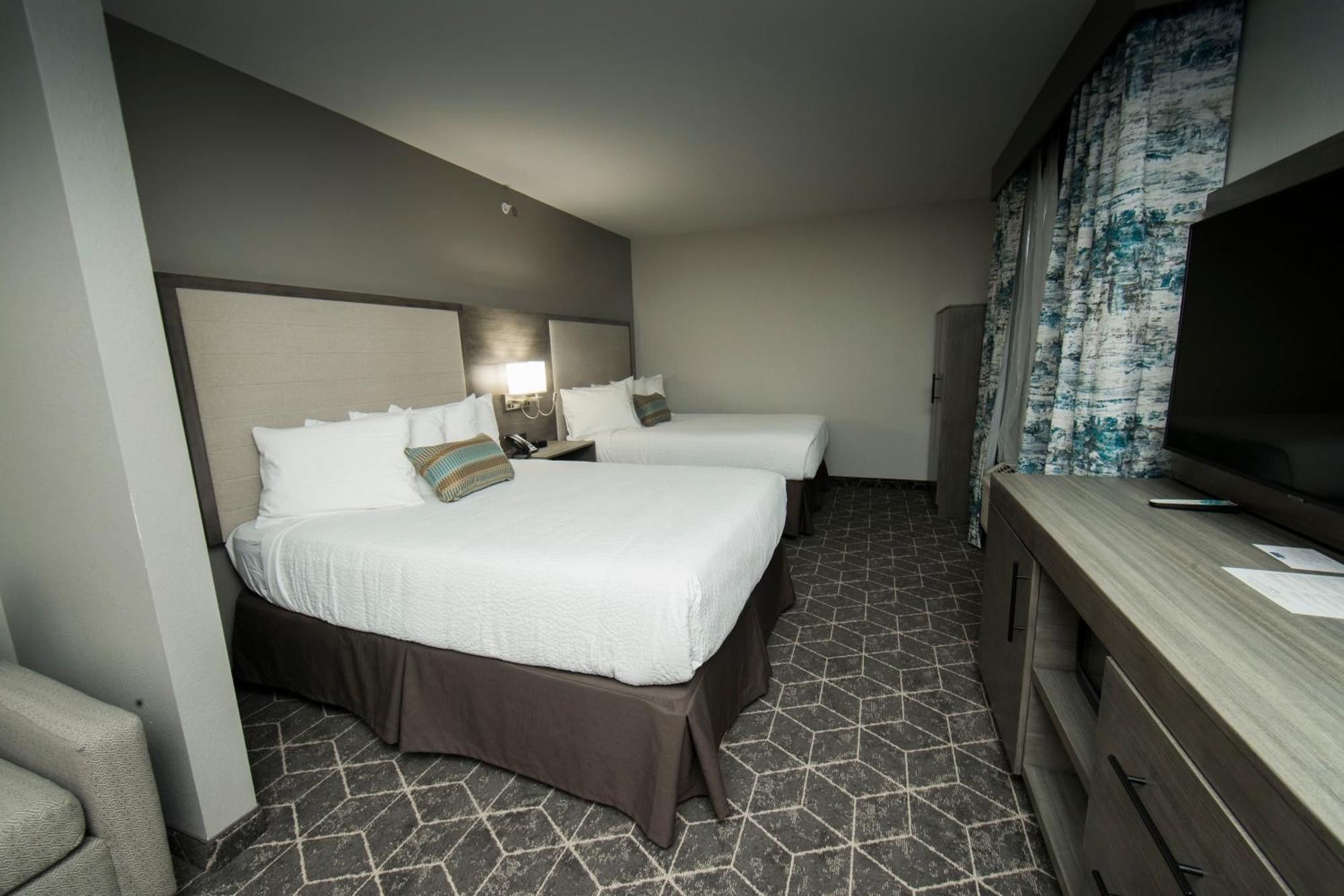 Best Western Plus Lawrenceburg Bagian luar foto